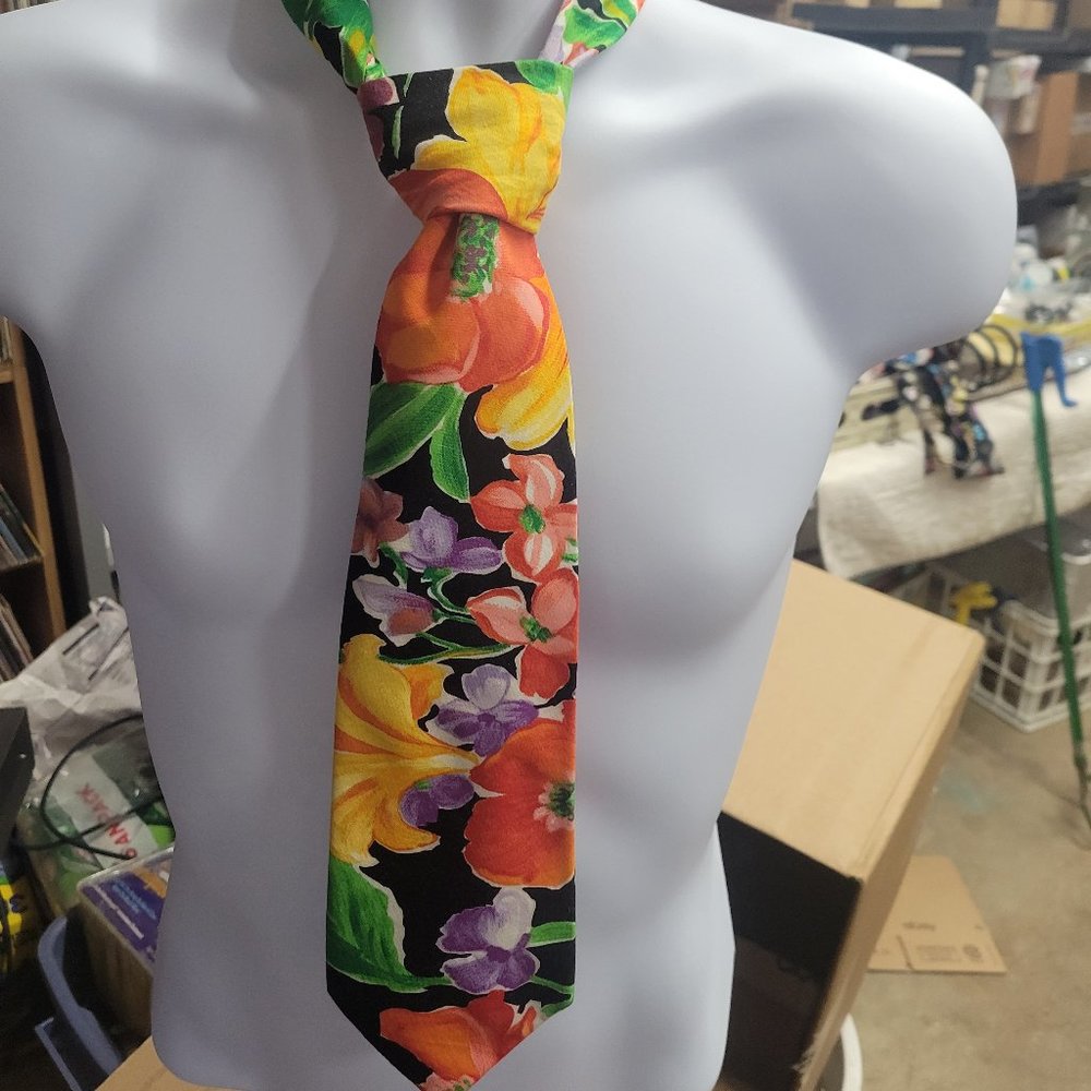 NUBIO 100% COTTON TIE NECKTIE FLOWERS / FLORAL PATTERN
